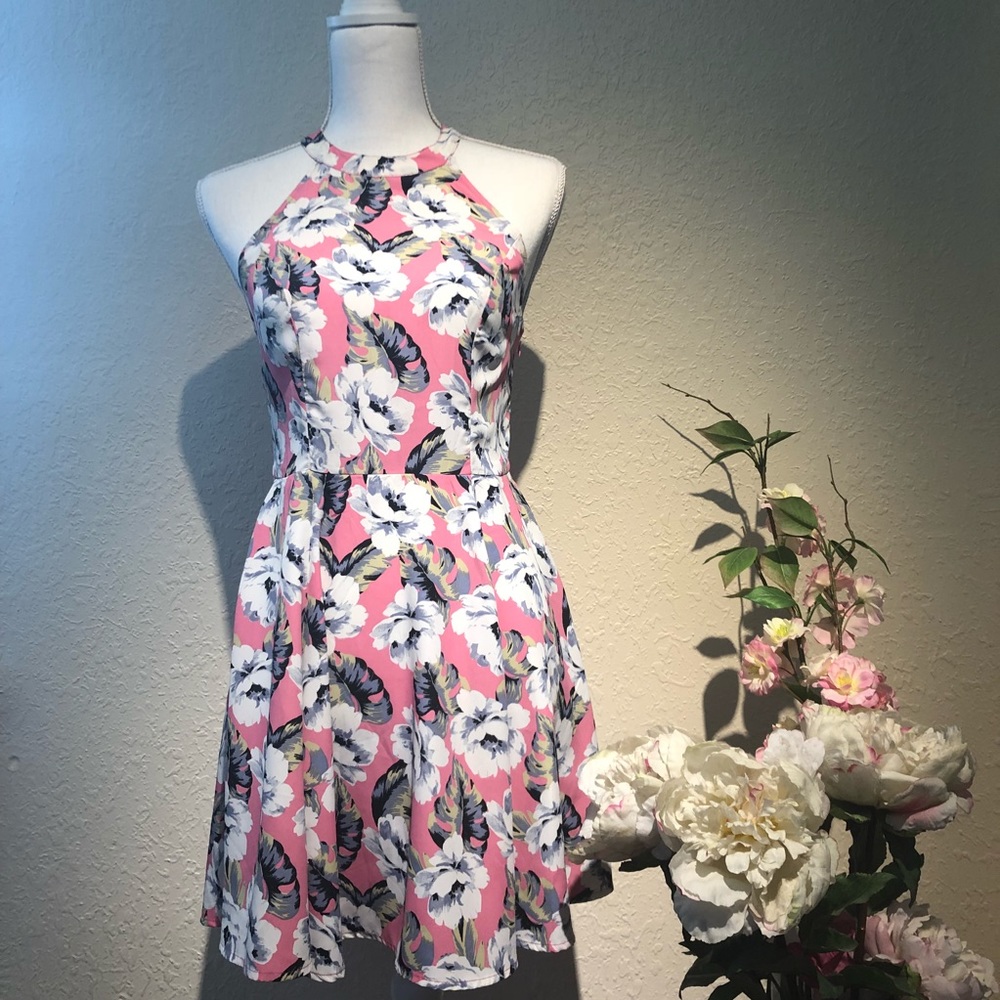 Hollister light pink floral dress
